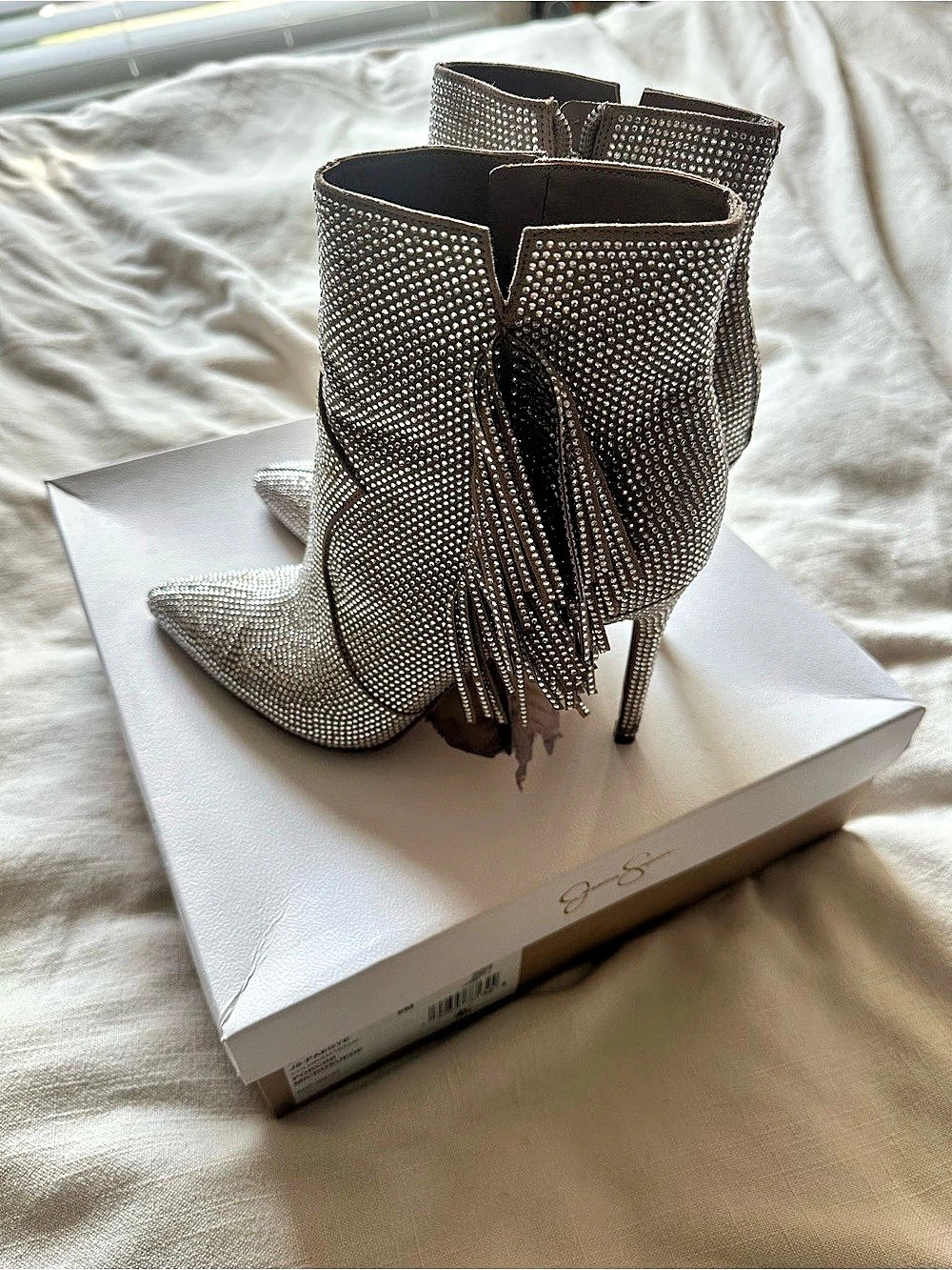 Jessica Simpson JS-Paegy Fringe Pointed-Toe Heeled Boots Silver US 8 M Like New